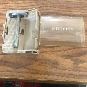 Vintage Gillette Razor in Original Case